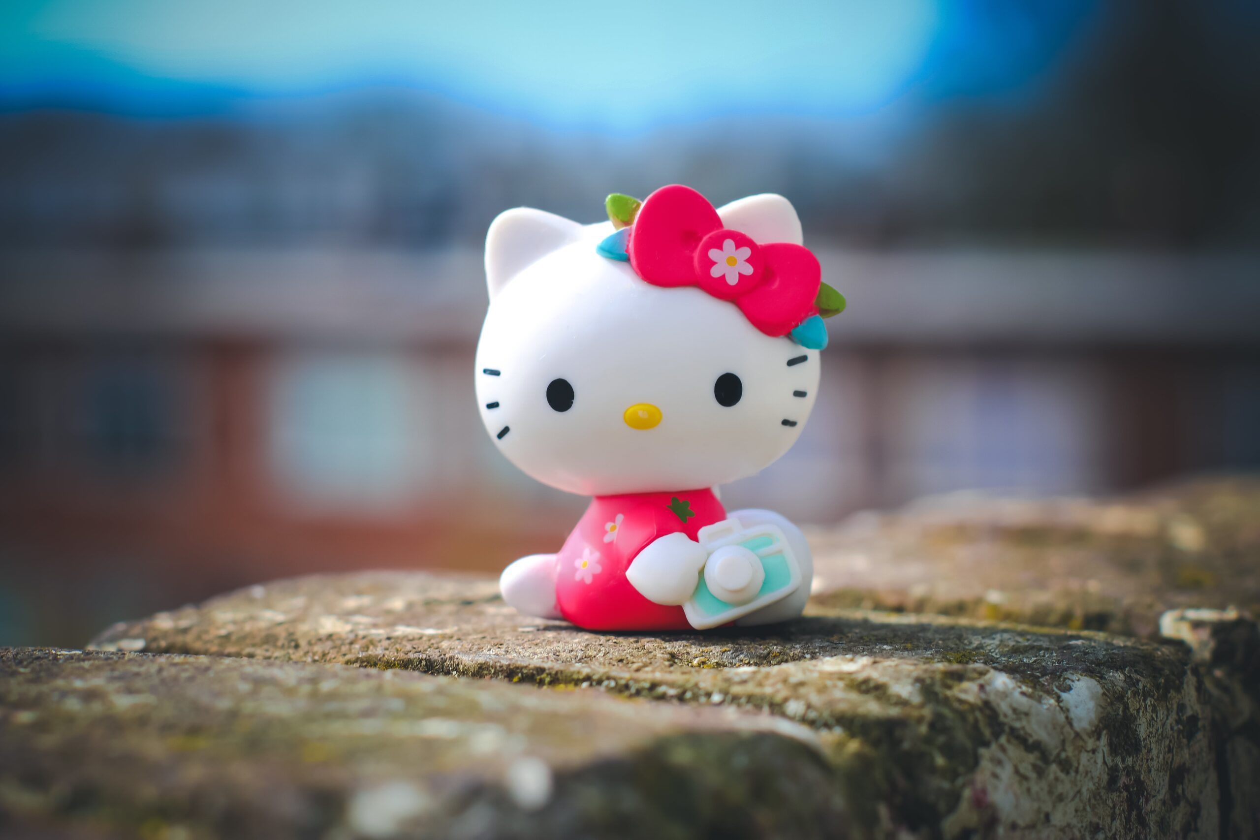 Hello Kitty Figure